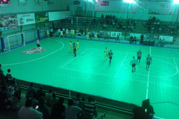 Copagril e Caramuru empatam em 2x2 no jogo de ida das quartas de final da Chave Ouro