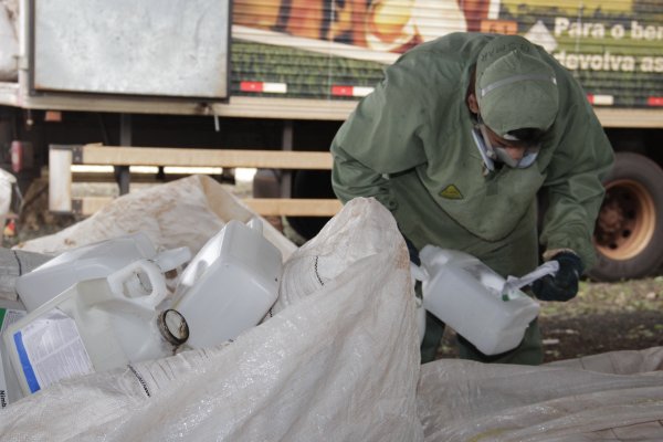 Copagril divulga novo calend&aacute;rio de recolhimento de embalagens vazias de agrot&oacute;xicos para 2017