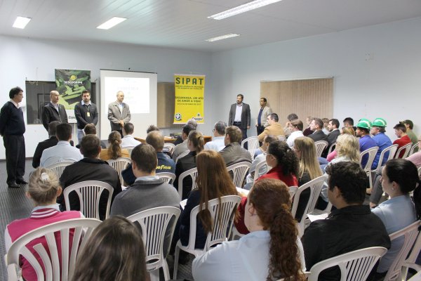 Copagril abre programa&ccedil;&atilde;o da Semana Interna de Preven&ccedil;&atilde;o de Acidentes de Trabalho