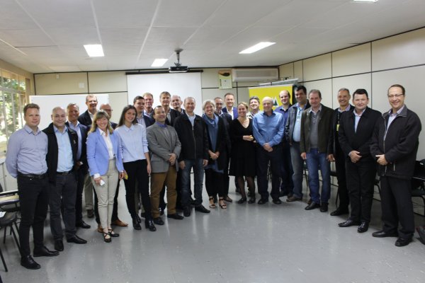 Copagril recebe comitiva da Dinamarca