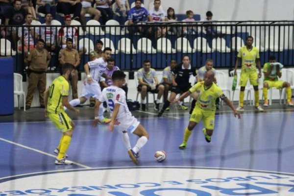Copagril Futsal vence o Pato fora de casa e sobe para a terceira coloca&ccedil;&atilde;o no Paranaense