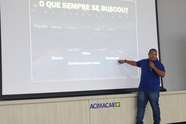 Marcelo Rodrigues realiza palestra sobre marketing esportivo em Marechal C&acirc;ndido Rondon
