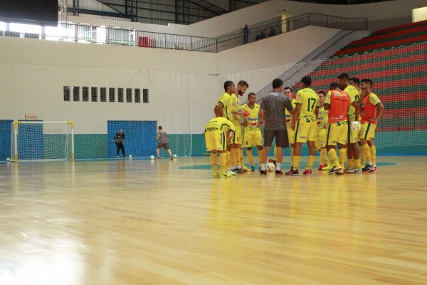 Copagril Futsal realiza primeiro treino do ano no Ney Braga