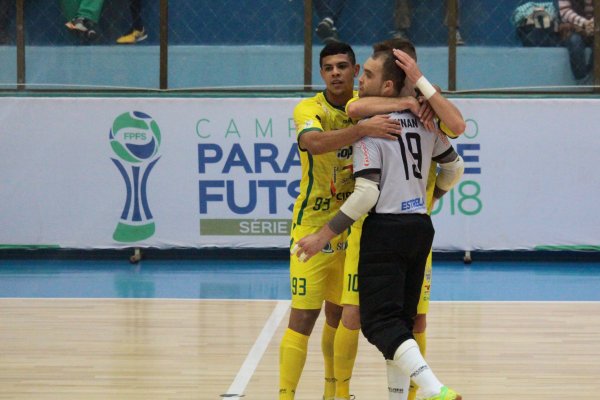 Copagril Futsal vence em casa e alcan&ccedil;a vice-lideran&ccedil;a do Paranaense S&eacute;rie Ouro
