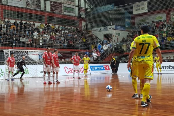 Ap&oacute;s placar adverso em Erechim, Copagril Futsal enfrenta o Guarapuava pela S&eacute;rie Ouro