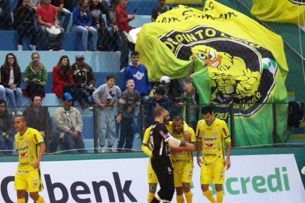 Copagril Futsal e Marreco duelam nessa quinta valendo a lideran&ccedil;a da S&eacute;rie Ouro