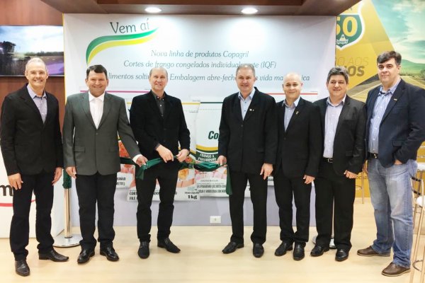 Copagril promove pr&eacute;-lan&ccedil;amento de novos cortes de frango na Expo Rondon