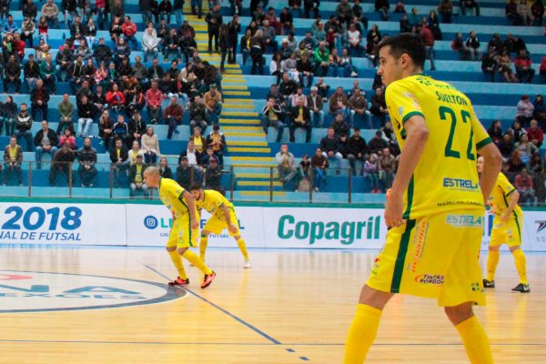 Copagril Futsal disputar&aacute; 3 jogos em uma semana