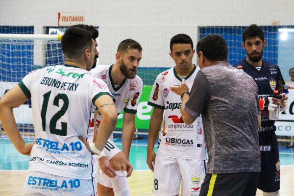 Em confronto direto, Copagril Futsal enfrenta o Jaragu&aacute; fora de casa nesse s&aacute;bado