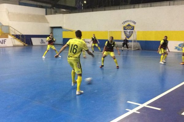 Copagril Futsal enfrenta o S&atilde;o Jos&eacute; hoje em partida decisiva na Liga Nacional de Futsal