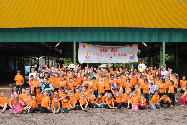 Copagril desenvolve atividades com escolas em comemora&ccedil;&atilde;o ao Dia das Crian&ccedil;as