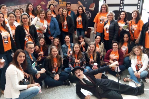 Professores da &aacute;rea de a&ccedil;&atilde;o da Copagril participam de encontro em Curitiba