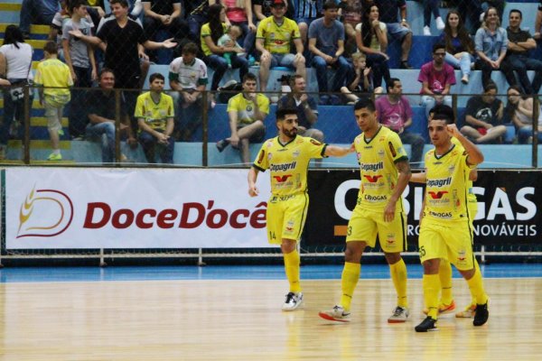 Copagril vence o Cascavel e termina a primeira fase do paranaense invicta em casa