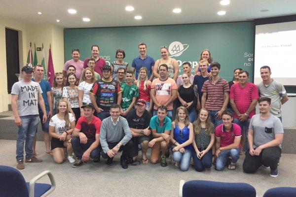 Copagril proporciona viagem de imers&atilde;o a jovens da ACJC