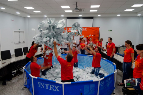 Copagril tem 52 clientes sorteados na campanha Natal Premiado da Acimacar
