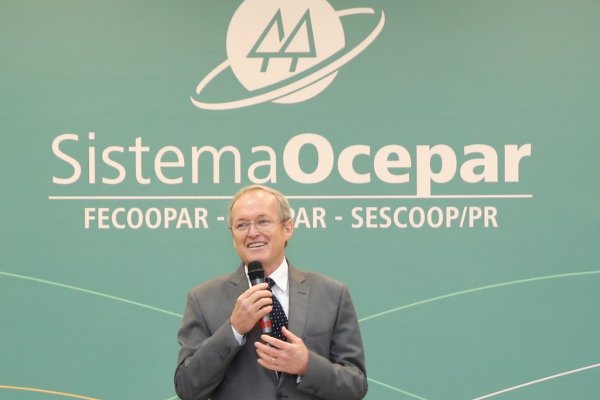 Jos&eacute; Roberto Ricken &eacute; reeleito presidente do Sistema Ocepar