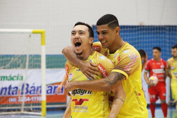 Copagril Futsal vence Toledo de virada na S&eacute;rie Ouro do Paranaense