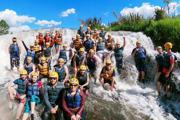 Jovens da Copagril participam de viagem de imers&atilde;o em cooperativismo