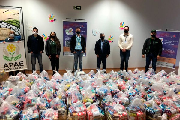 Copagril ajuda fam&iacute;lias com donativos arrecadados em celebra&ccedil;&atilde;o ao Dia C