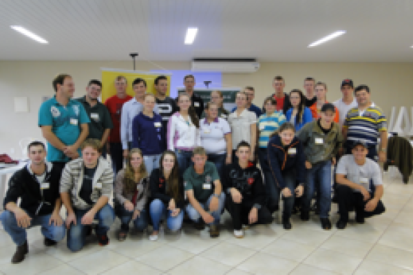 Primeiro m&oacute;dulo do curso de lideran&ccedil;a jovem da Copagril teve como tema principal o projeto de vida  