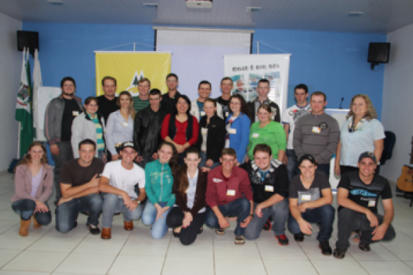 Mais um m&oacute;dulo do curso Jovemcoop &eacute; realizado                              