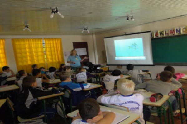 Alunos participam de palestra sobre &ldquo;A Cultura da coopera&ccedil;&atilde;o pela &aacute;gua e pela vida&rdquo;     