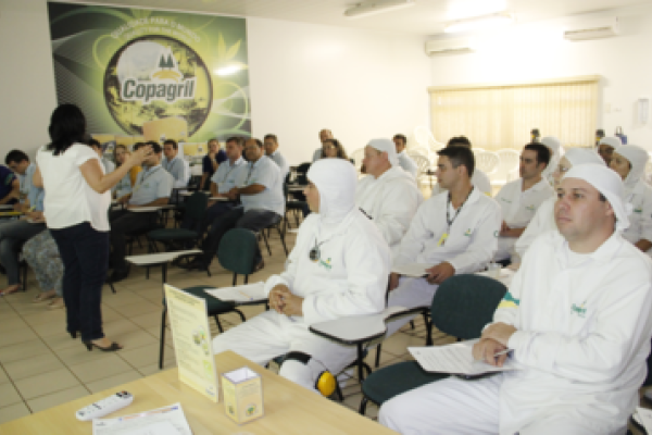 3&ordf; Semana da Pol&iacute;tica da Qualidade da Unidade Industrial de Aves