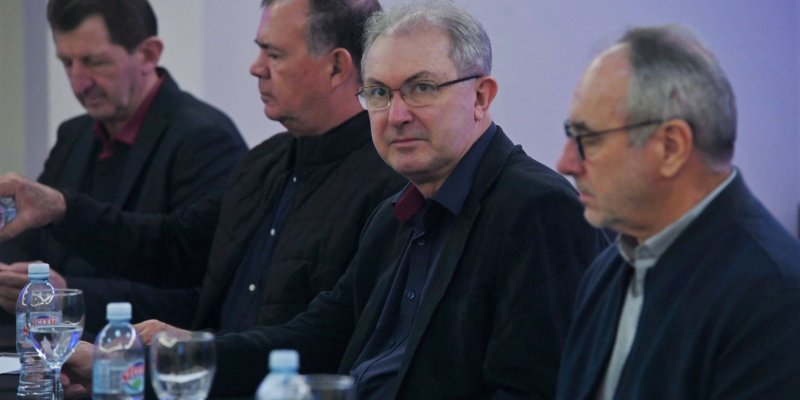 F&oacute;rum dos Presidentes re&uacute;ne lideran&ccedil;as do cooperativismo paranaense e europeu