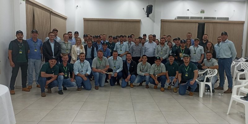 Conhecimento e assist&ecirc;ncia t&eacute;cnica agron&ocirc;mica aumenta a produtividade dos produtores associados