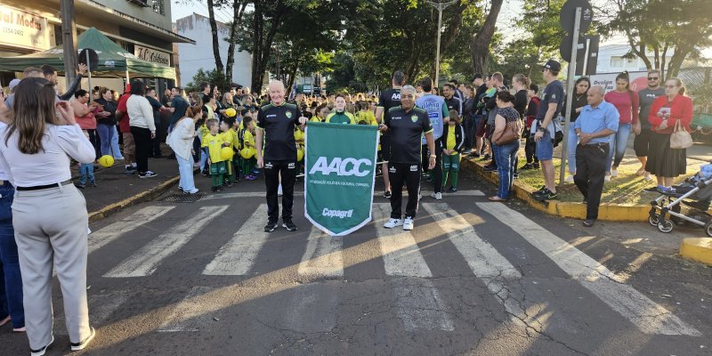 Copagril participa com maestria no desfile do anivers&aacute;rio de Marechal C&acirc;ndido Rondon