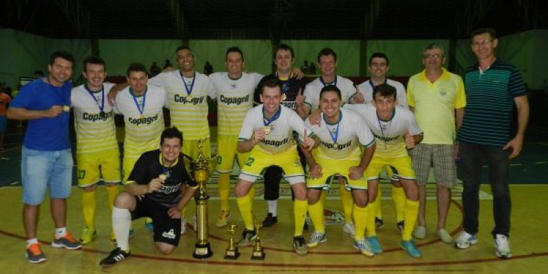 AACC vence Copagril Sub-17 e conquista o Municipal de Futsal 2015