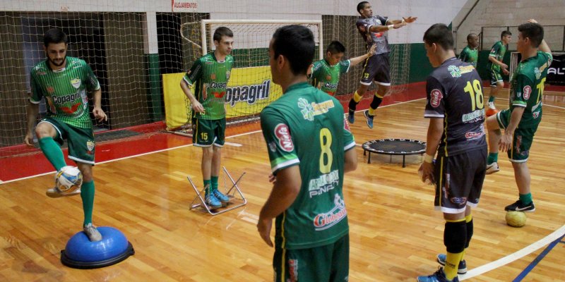 Equipe Copagril Futsal se prepara para jogos amistosos