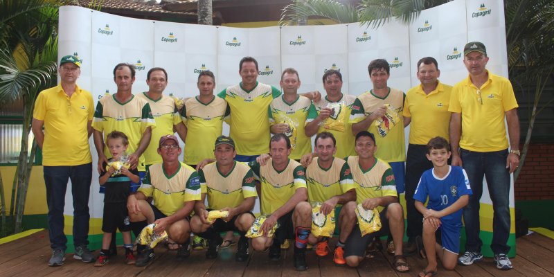 Copagril premia vencedores das modalidades esportivas da Copa