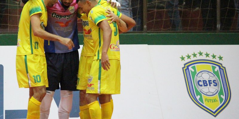 Copagril enfrenta Jaragu&aacute; na reta final da primeira fase da Liga 2016