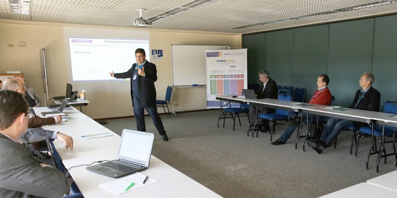 Copagril participa do Encontro de Implanta&ccedil;&atilde;o do Planejamento Estrat&eacute;gico das cooperativas - PRC 100