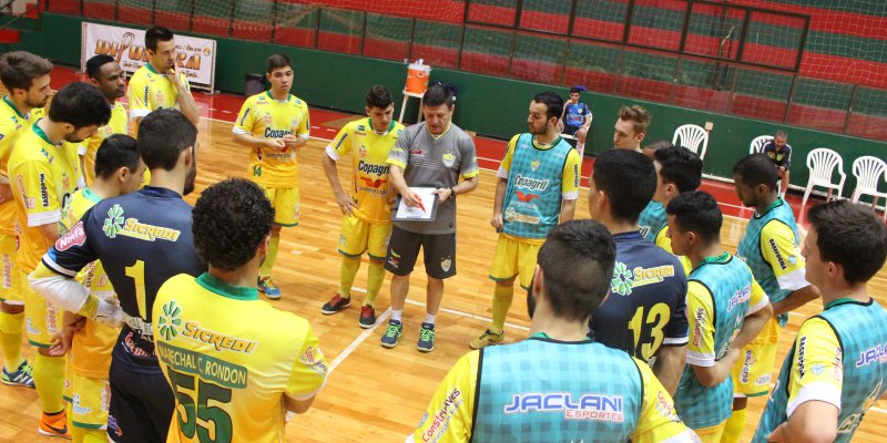 Copagril Futsal enfrenta Umuarama nessa sexta-feira com foco em vencer