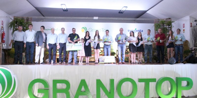Produtores da Copagril s&atilde;o premiados por alta produtividade de milho