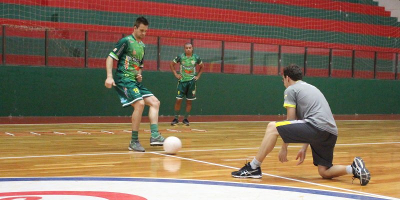 Copagril Futsal se prepara para encarar o Magnus na pr&oacute;xima segunda-feira