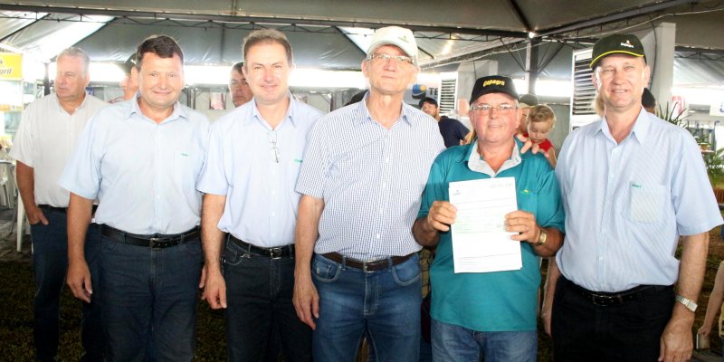 Associados familiares da Copagril recebem b&ocirc;nus do Prodaf C