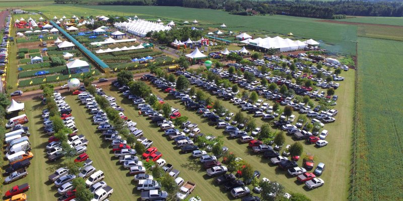 Dia de Campo Copagril atrai mais de 6 mil pessoas no primeiro dia