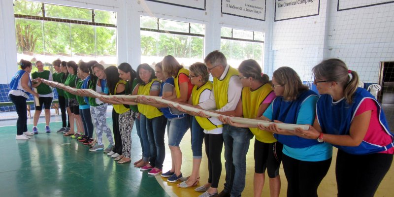 Jogos cooperativos s&atilde;o tema de curso de forma&ccedil;&atilde;o de professores do Cooperjovem
