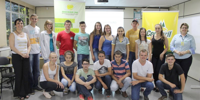 Jovens iniciam participa&ccedil;&atilde;o no Curso Modular promovido pela Copagril
