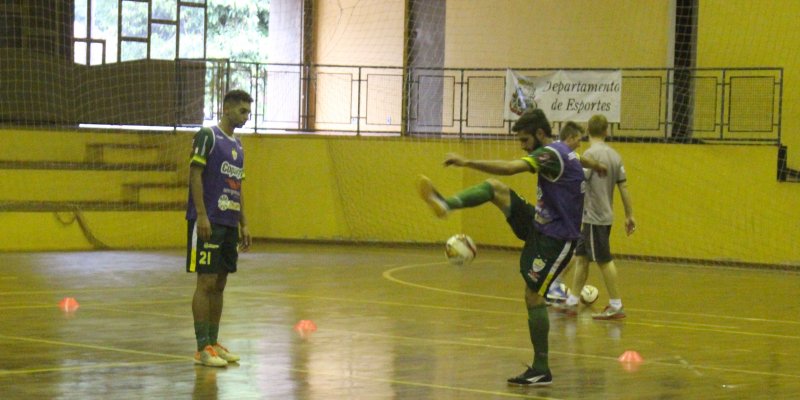Copagril Futsal encara Guarapuava pela S&eacute;rie Ouro na quarta-feira
