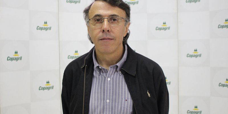 Manejo de plantas daninhas da soja inicia no per&iacute;odo p&oacute;s-colheita do milho