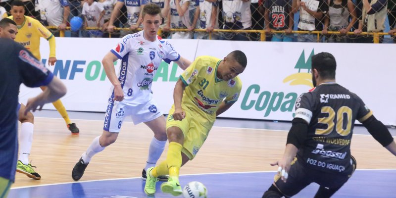 Copagril Futsal n&atilde;o vence em Foz, mas segue visando as primeiras posi&ccedil;&otilde;es da Liga Nacional