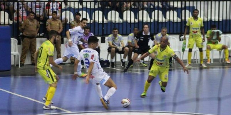 Copagril Futsal vence o Pato fora de casa e sobe para a terceira coloca&ccedil;&atilde;o no Paranaense