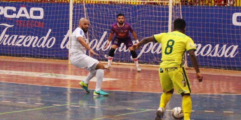 Copagril Futsal vence o Castro e assume a vice-lideran&ccedil;a do Paranaense S&eacute;rie Ouro