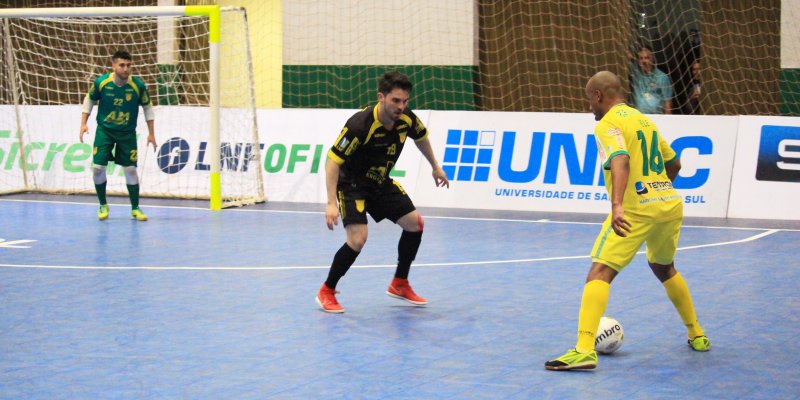 Copagril Futsal empata e precisar&aacute; vencer fora de casa para se classificar na Liga Nacional