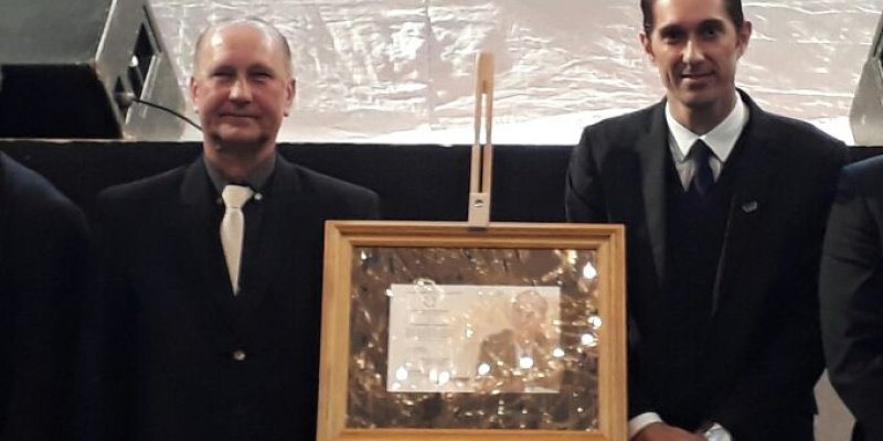 Ricardo Chapla recebe t&iacute;tulo de Cidad&atilde;o Honor&aacute;rio do Oeste do Paran&aacute;