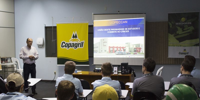Especialista da Uopeccan alerta funcion&aacute;rios da Copagril sobre preven&ccedil;&atilde;o e diagn&oacute;stico do c&acirc;ncer
